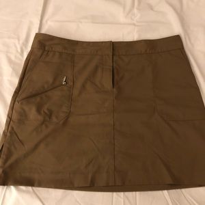 EUC Tan golf skort